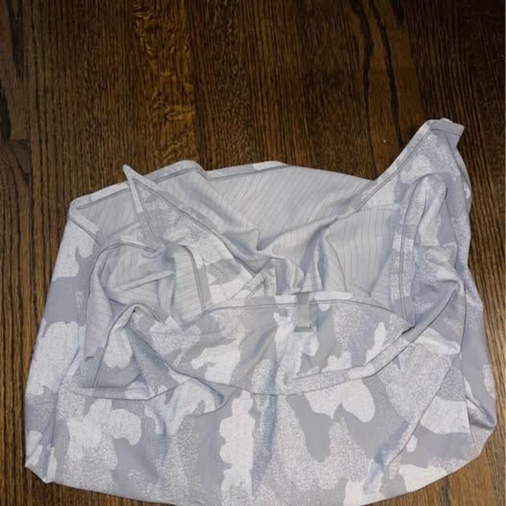 Lululemon Scarf One Size Grey Camouflage